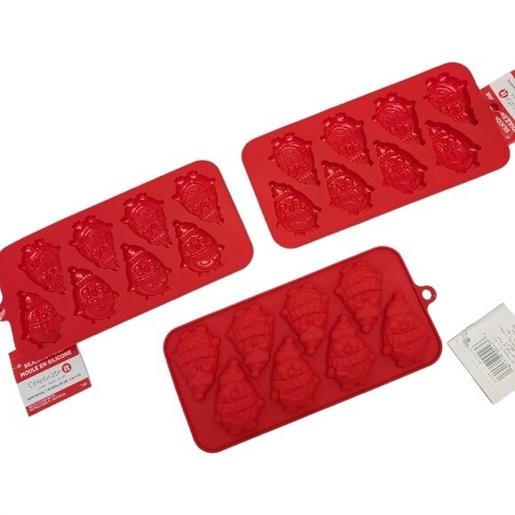 NWT Celebrate It Penguin Christmas Silicone Chocolate Candy Ice Cub Molds Trays - Picture 1 of 7